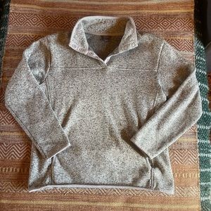 Heather grey fleece pullover